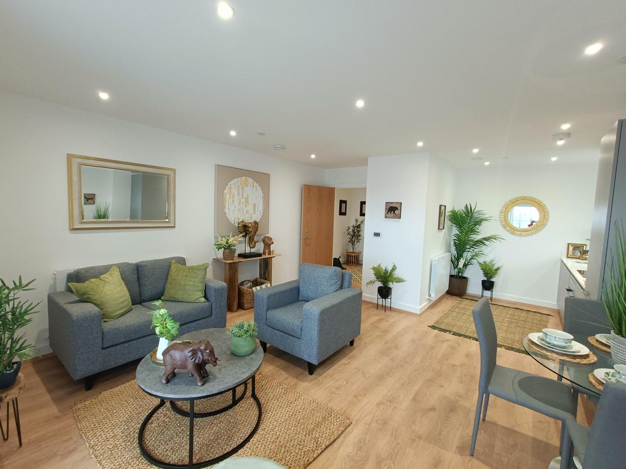 Snuggle Inn - Riverside Apartments - Views Over Looking London River Thames, Close To O2 Arena, London Excel, London City Airport, Thames Clipper- River Boat Service, Woolwich Ferry, Onsite Parking, Twin Room Option Available Londres Exterior foto